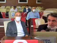 ZÜBEYDE HANIM MAHALLESİ’NDE BİNALARDA ÇATLAK OLUŞTU