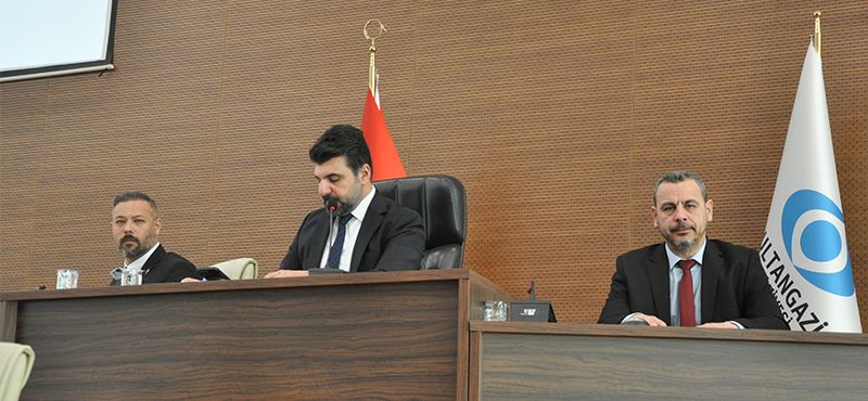 MECLİS’TE TACİZ KONUŞULDU, KOMİSYONLAR KAPIŞ KAPIŞ GİTTİ