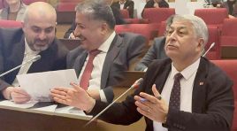 FATİH MECLİSİ’NDE CAMİYE GİTME TARTIŞMASI ÇIKTI