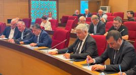 FATİH MECLİSİ’NDE GÜNDEM KIZIŞTI: 25 YIL VE İBB TARTIŞMASI